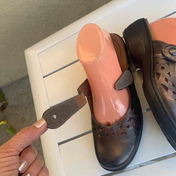 Cobb Hill by new balance clog mules brown metallic shoes size 7W - Picture 9 of 16